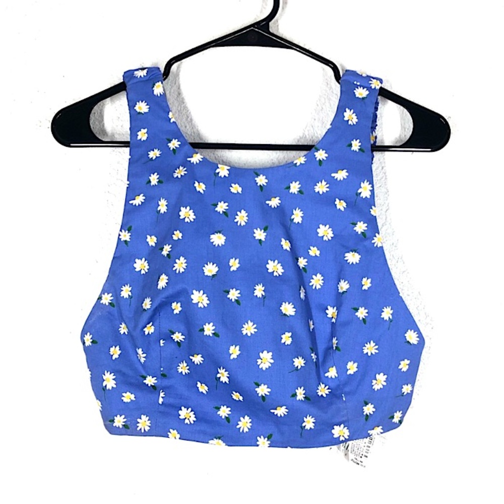 Zara Blue Daisy Print Crop Top!